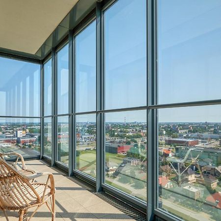 Sea View Apartment On 19Th Floor 克莱佩达 外观 照片