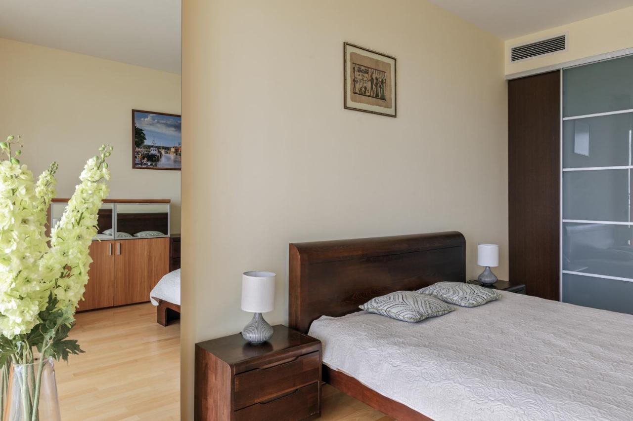 Sea View Apartment On 19Th Floor 克莱佩达 外观 照片