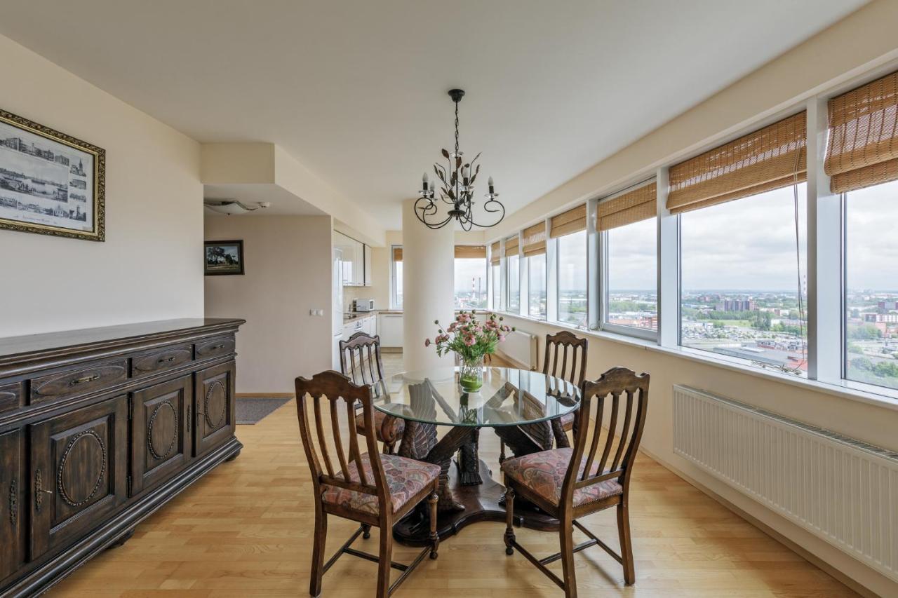 Sea View Apartment On 19Th Floor 克莱佩达 外观 照片