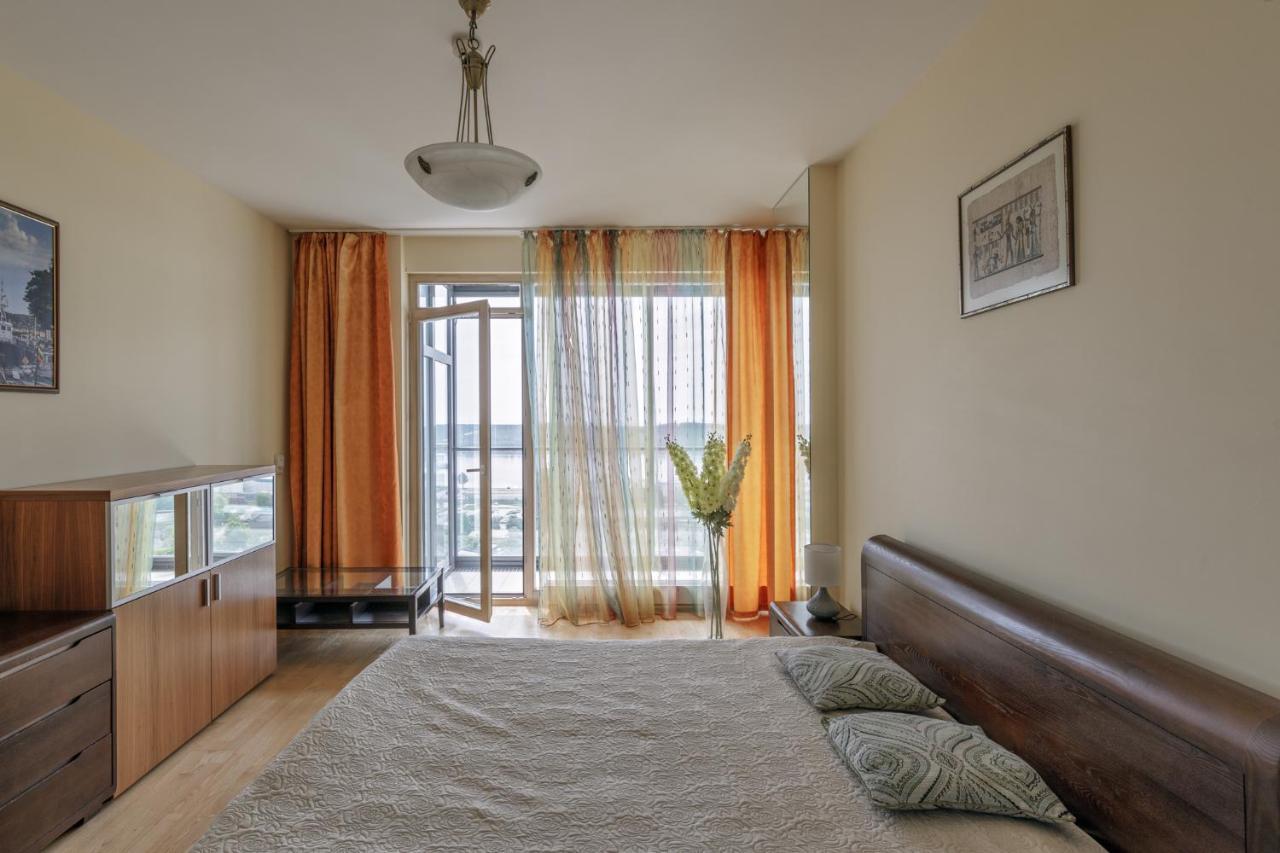 Sea View Apartment On 19Th Floor 克莱佩达 外观 照片