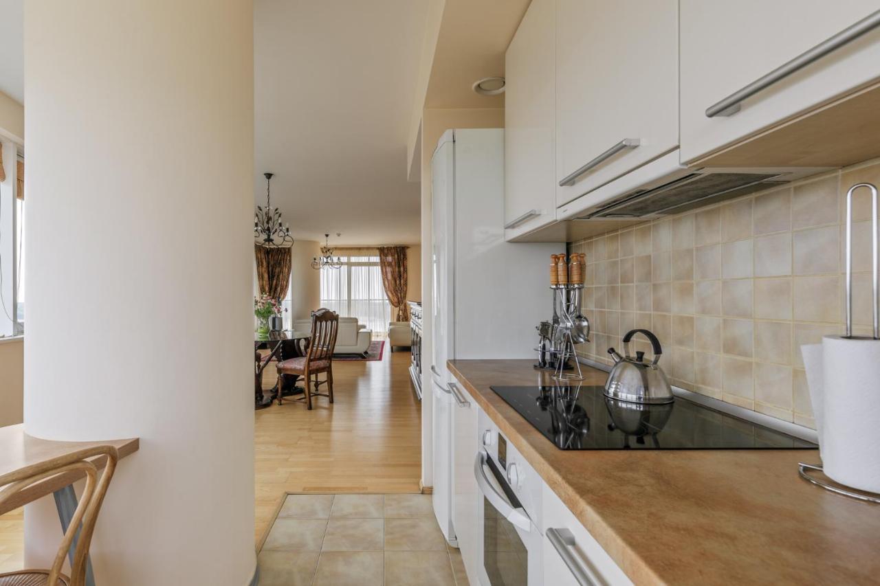 Sea View Apartment On 19Th Floor 克莱佩达 外观 照片